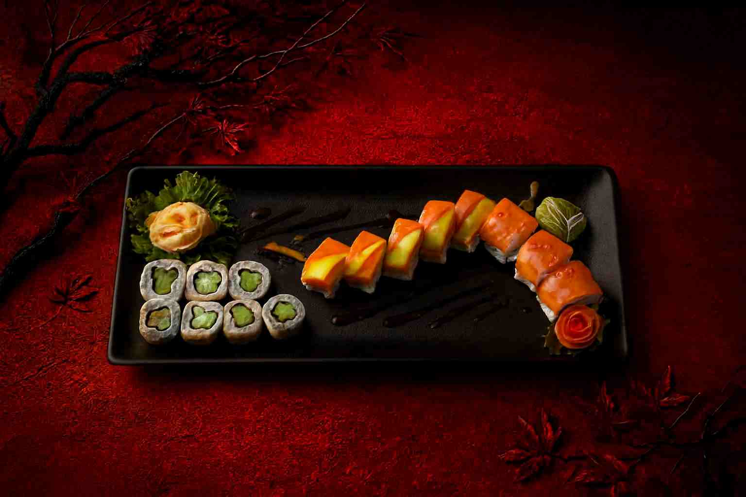 Special Salmon Futo — SUSHI